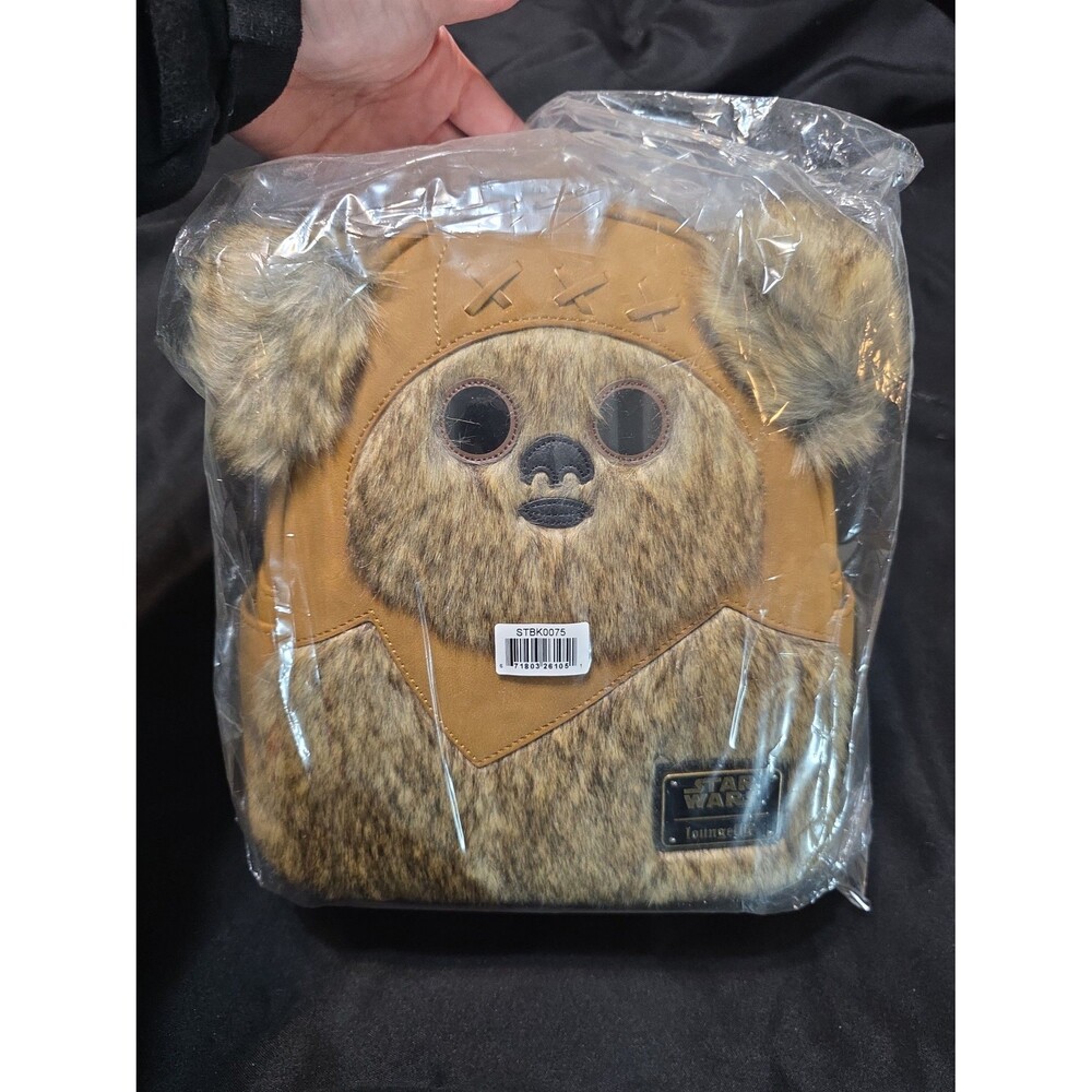 NWT loungefly Disney star wars ewok wicket furry mini backpack bookbag bag tote!